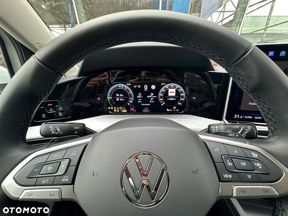Volkswagen Golf 1.5 TSI EHybrid PHEV 150kW Life Plus DSG - 17