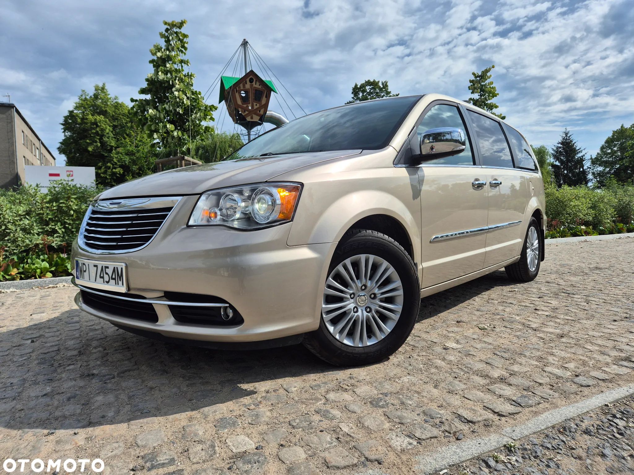 Chrysler Town & Country 3.6 Limited - 1