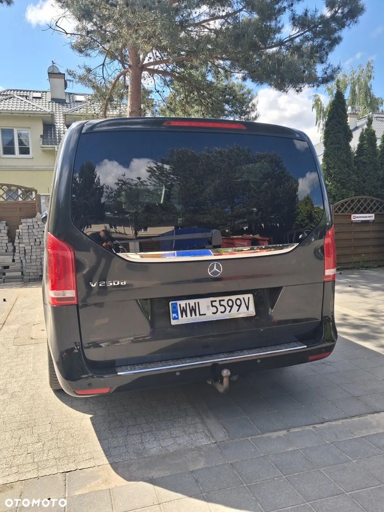 Mercedes-Benz Klasa V 250 (BlueTEC) d extralang 4Matic 7G-TRONIC Avantgarde Edition - 5