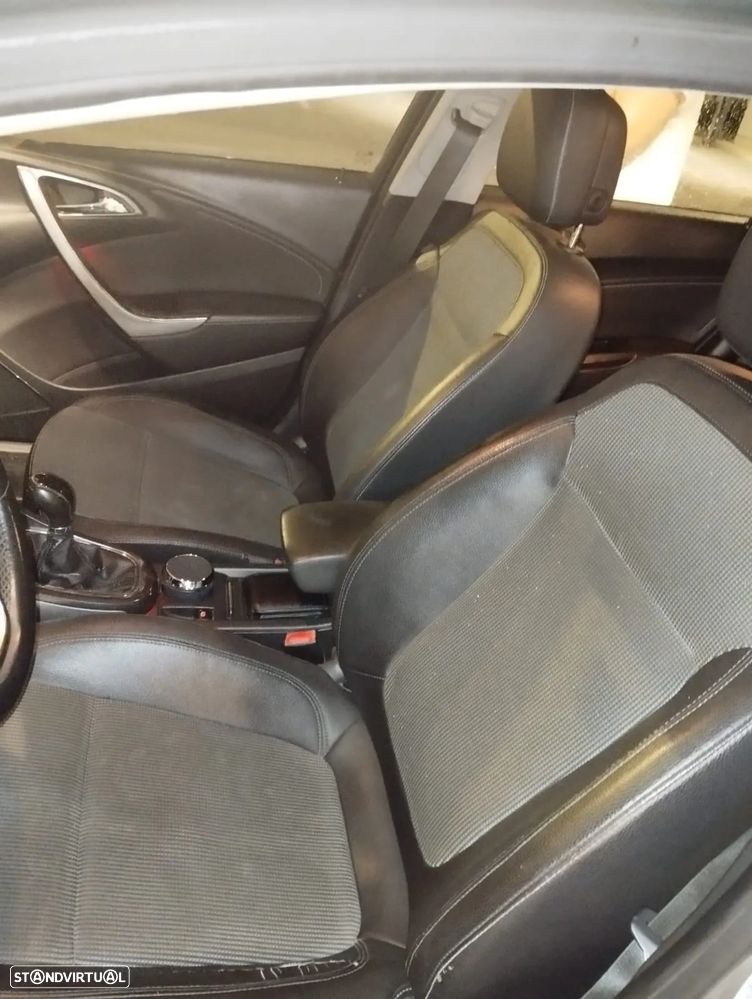 Opel Astra 1.3 CDTi Cosmo - 7