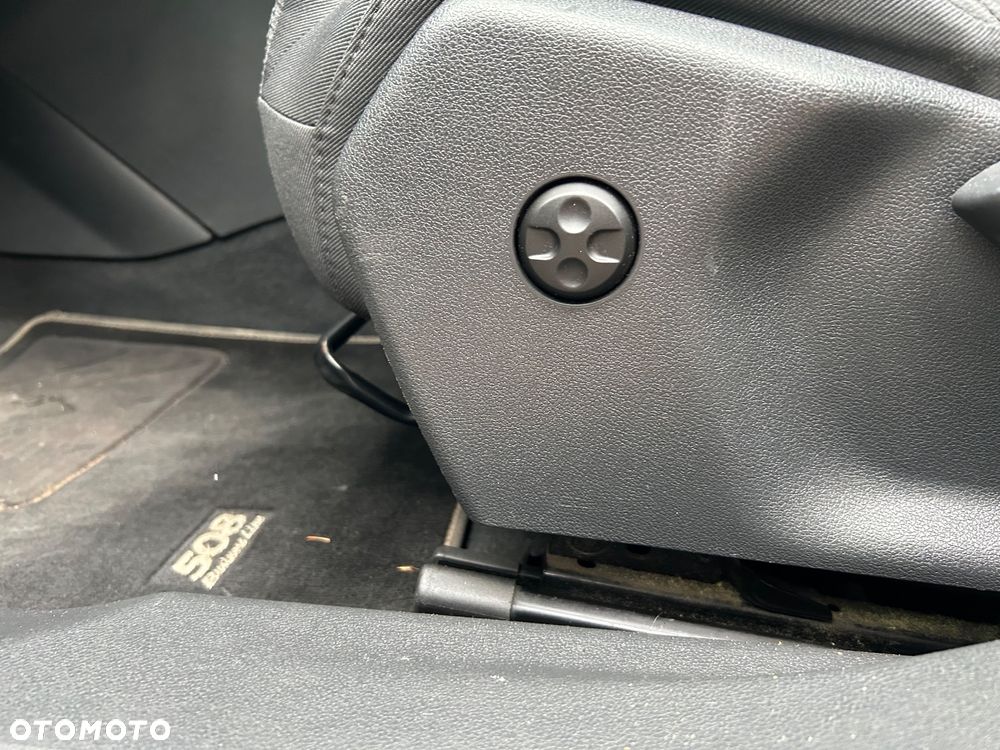 Peugeot 508 HDi FAP 140 Family - 19