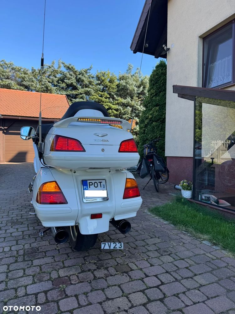 Honda GL - 13