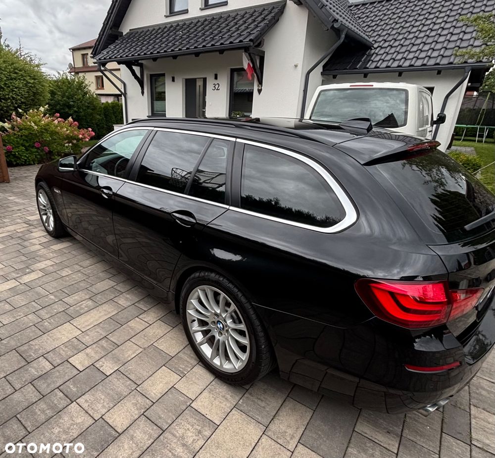 BMW Seria 5 525d - 2