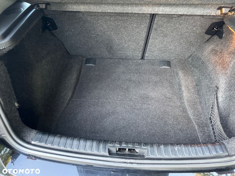 BMW Seria 1 118d - 13