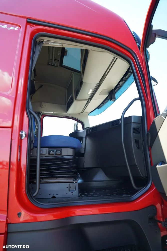 Volvo FH 500 / I-PARK COOL / I-SAVE / I-SHIFT / REZERVORE 1.500 L / - 36