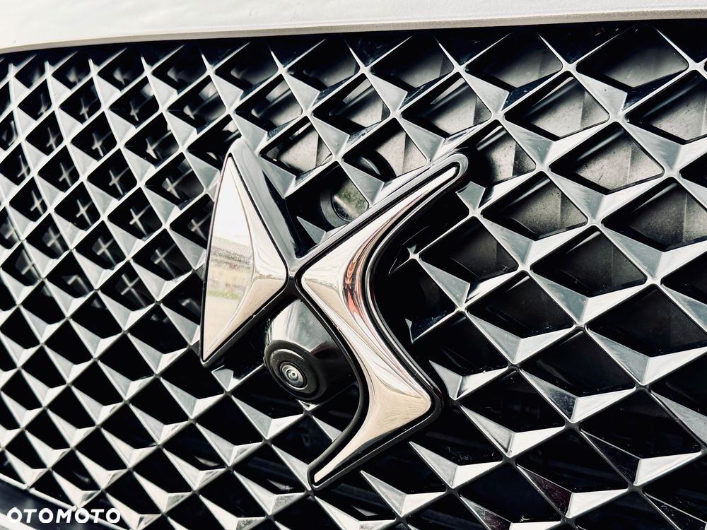 DS Automobiles DS 7 Crossback - 29