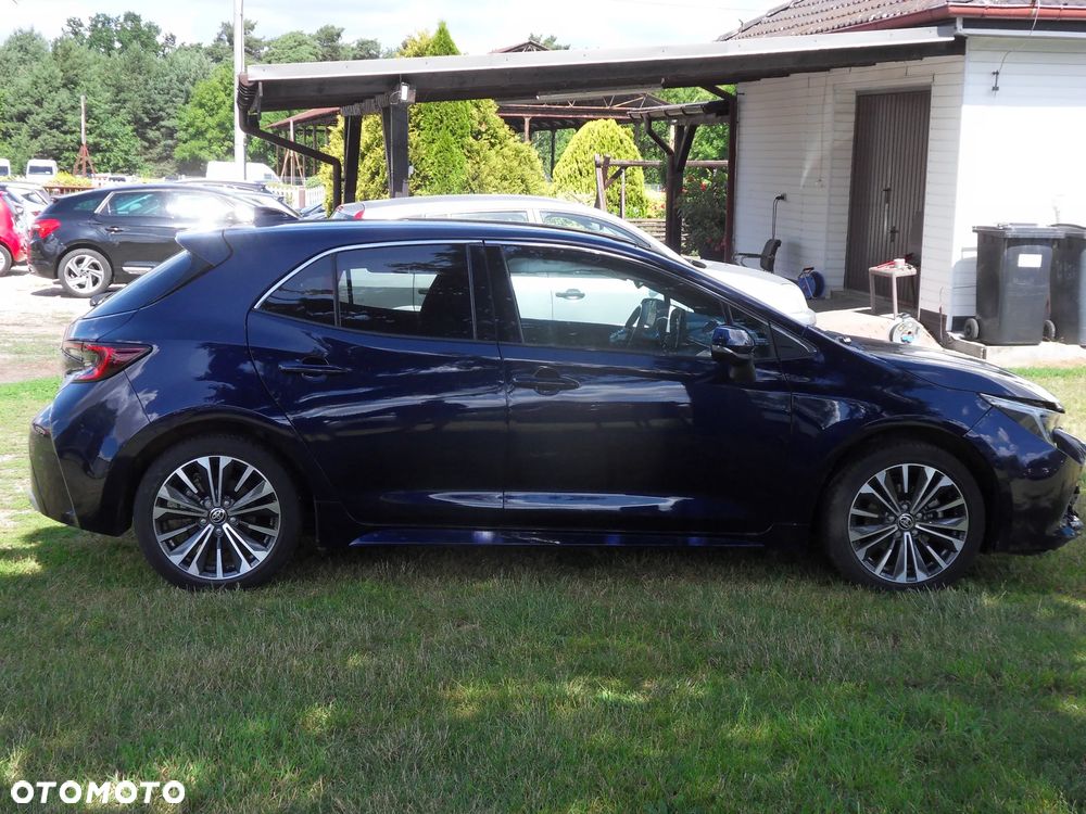 Toyota Corolla 1.8 Hybrid Selection - 6