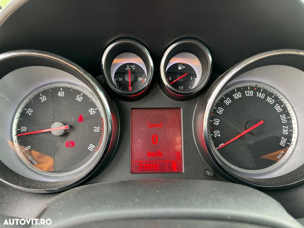 Opel Astra - 11