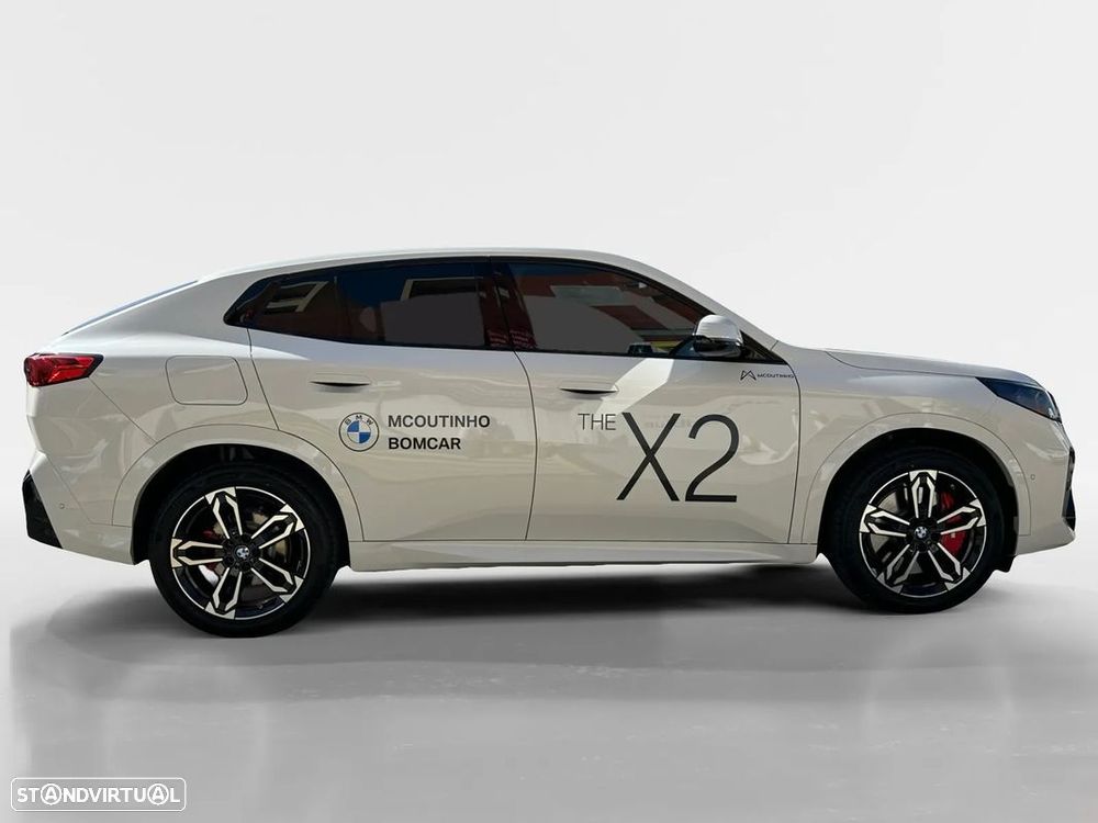 BMW iX2 eDrive20 - 7