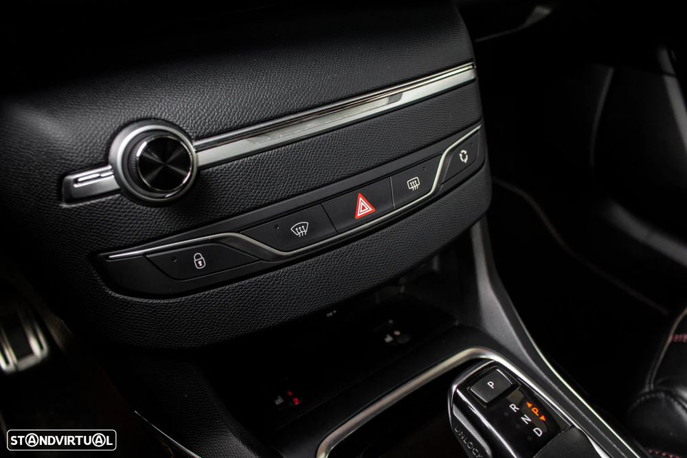 Peugeot 308 1.5 BlueHDi GT Line EAT8 - 24