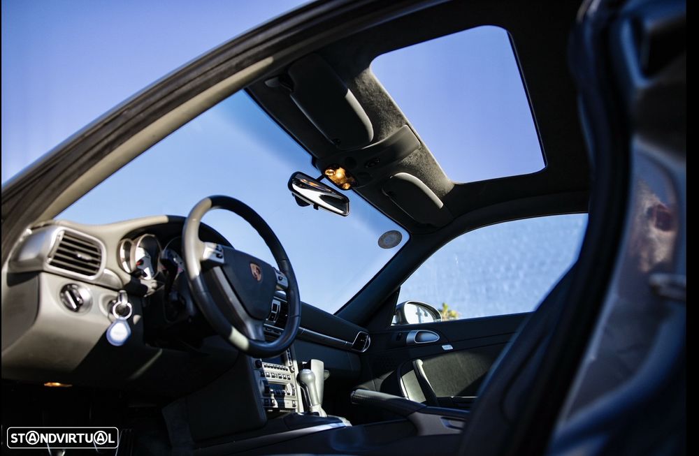 Porsche 911 (997) Carrera S - 23