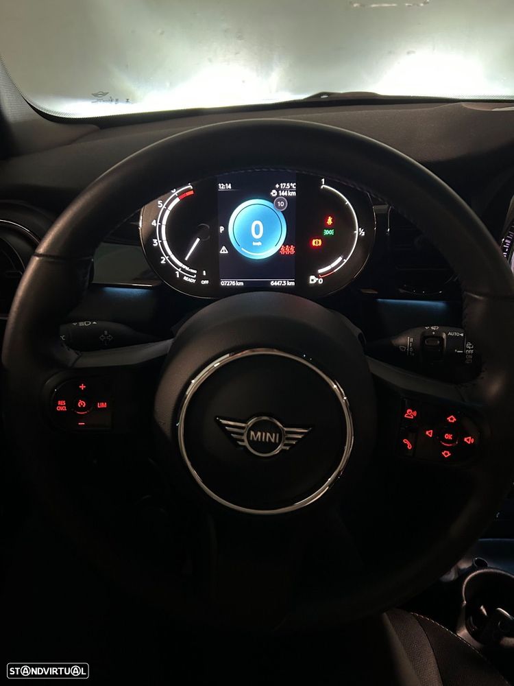 MINI 5 Portas Cooper Premium 4Business Auto - 8
