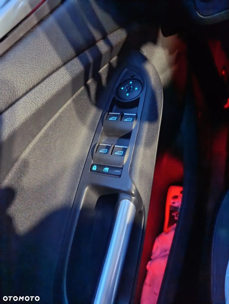 Ford C-MAX 1.5 EcoBoost Titanium ASS - 35