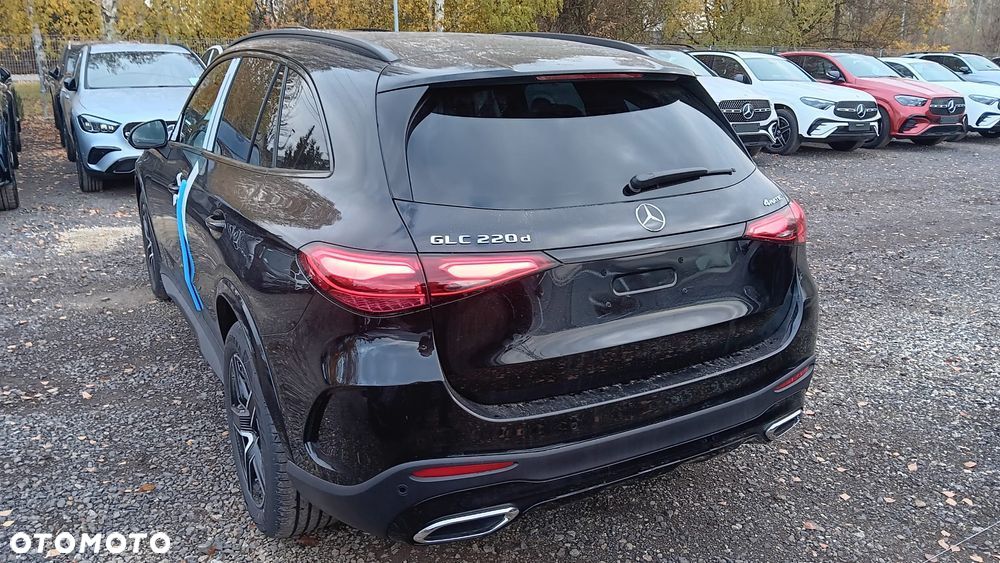 Mercedes-Benz GLC 220 d mHEV 4-Matic AMG Line - 4