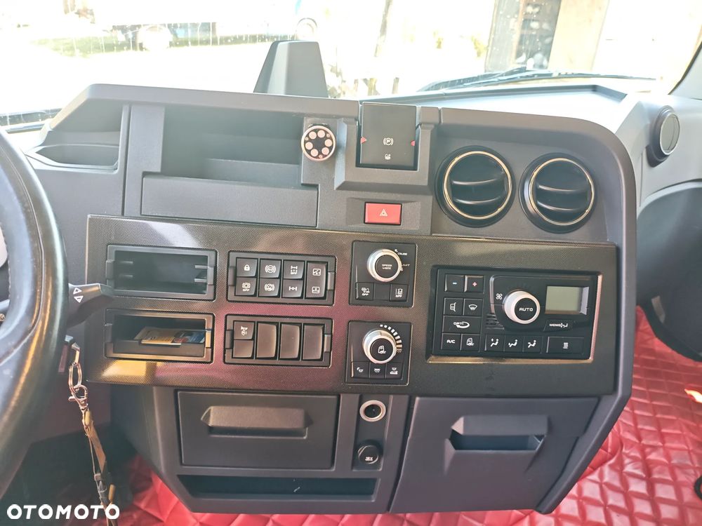 Renault T520 - 15