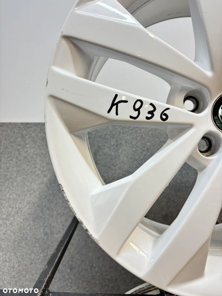 4 Felgi Alu. Skoda Fabia Rs, Roomster, Rapid 17", White - 5