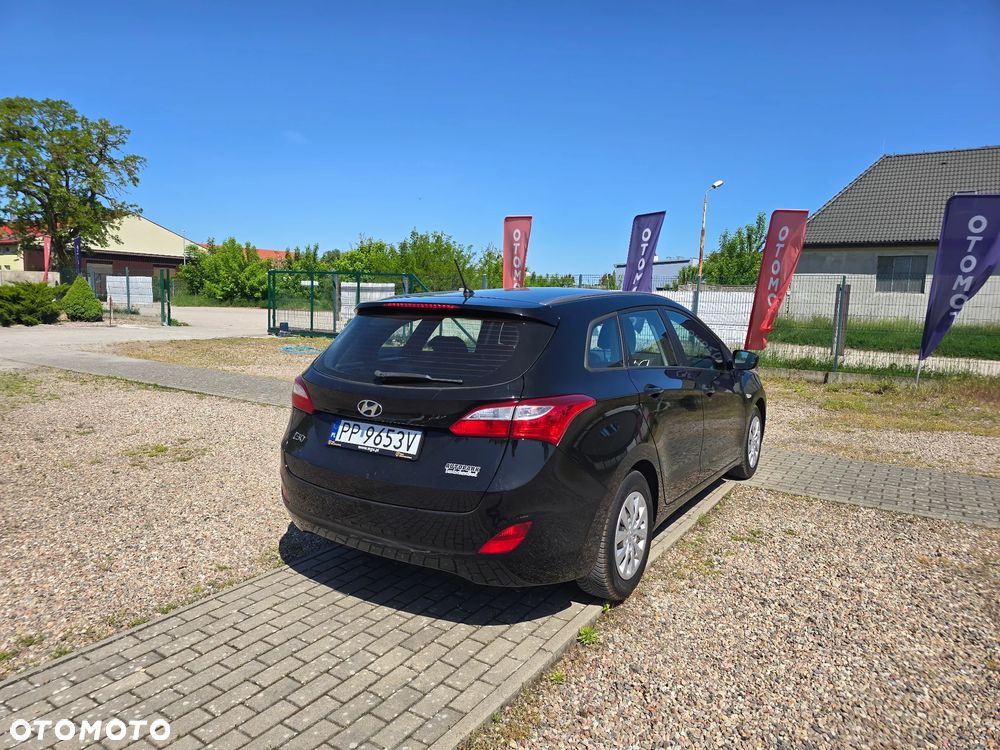 Hyundai i30 blue 1.4 Classic - 6