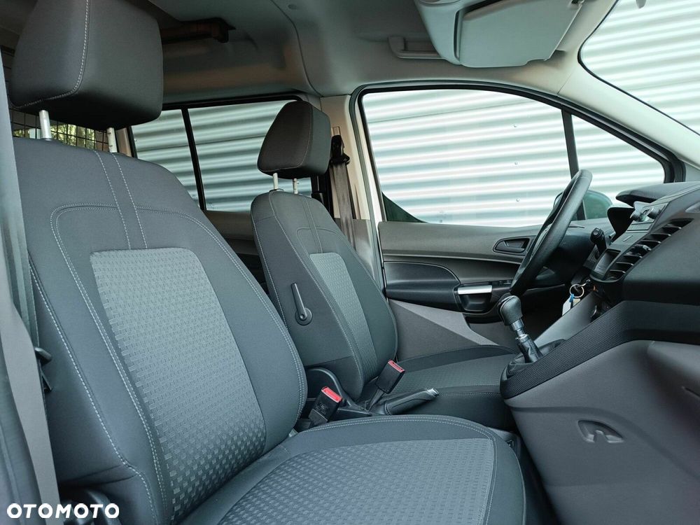Ford Transit Connect - 12
