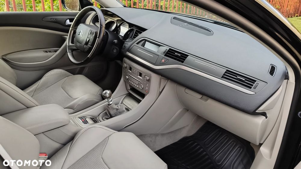 Citroën C5 HDi 165 FAP Exclusive - 16