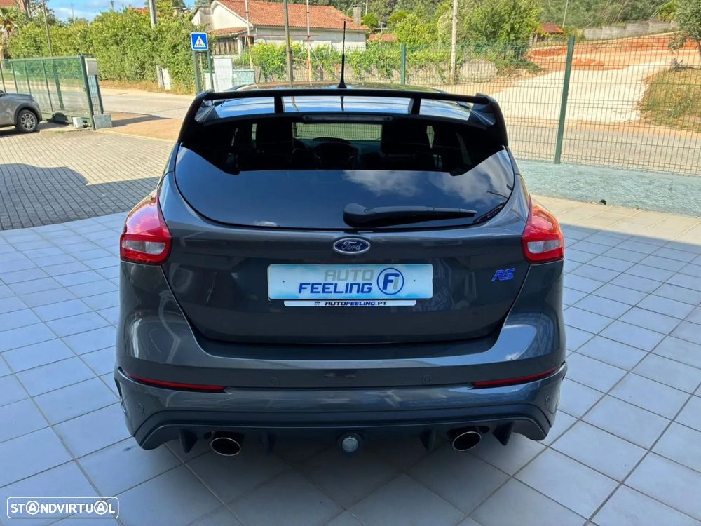 Ford Focus - 8