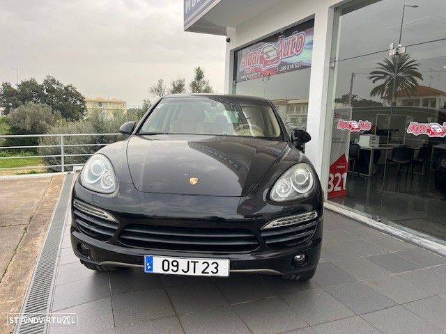 Porsche Cayenne - 3