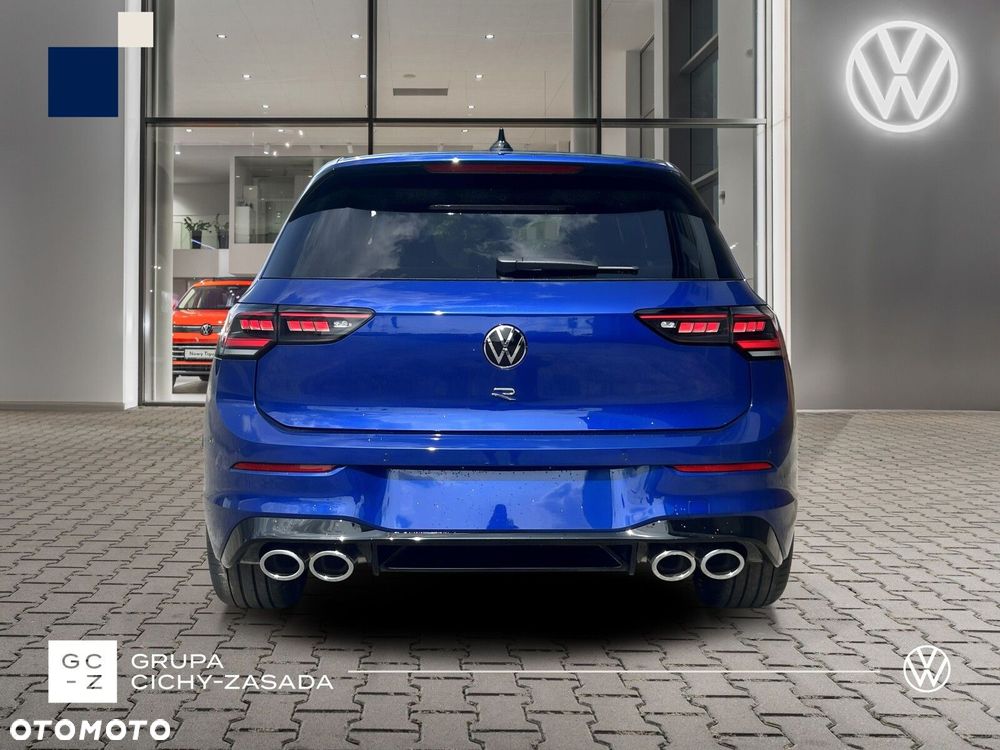 Volkswagen Golf - 5