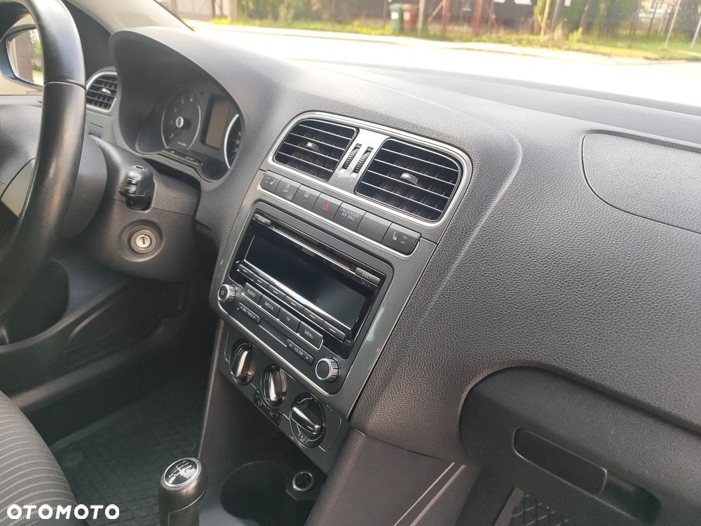 Volkswagen Polo - 24