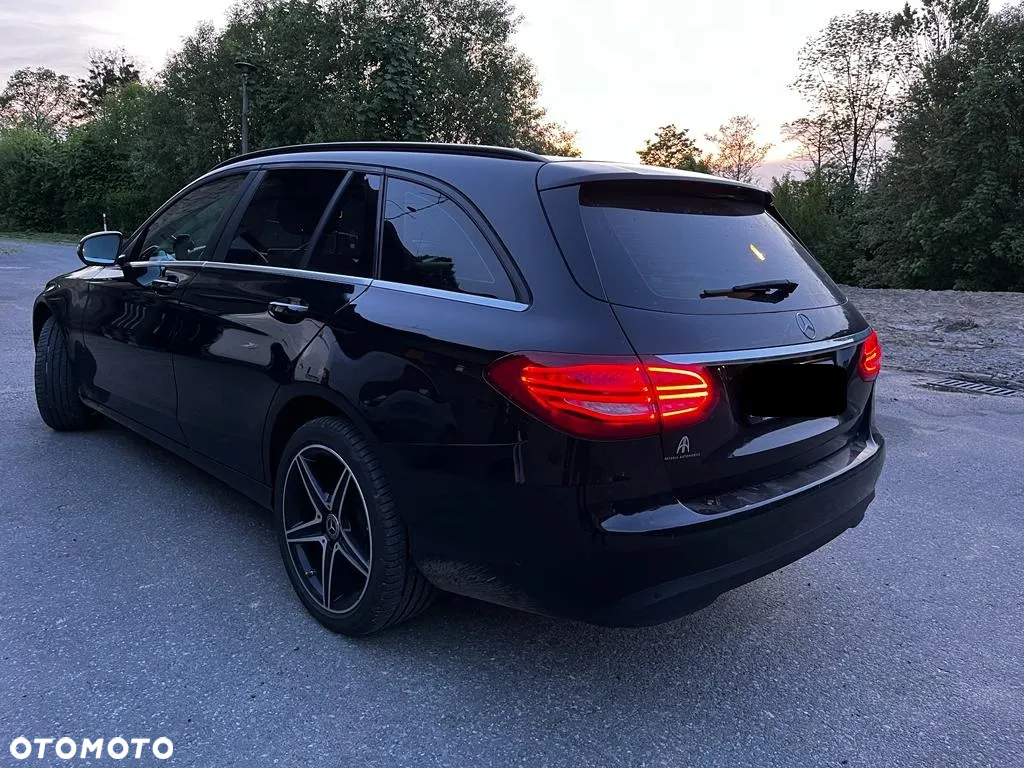 Mercedes-Benz Klasa C 250 d 4-Matic 9G-TRONIC - 12