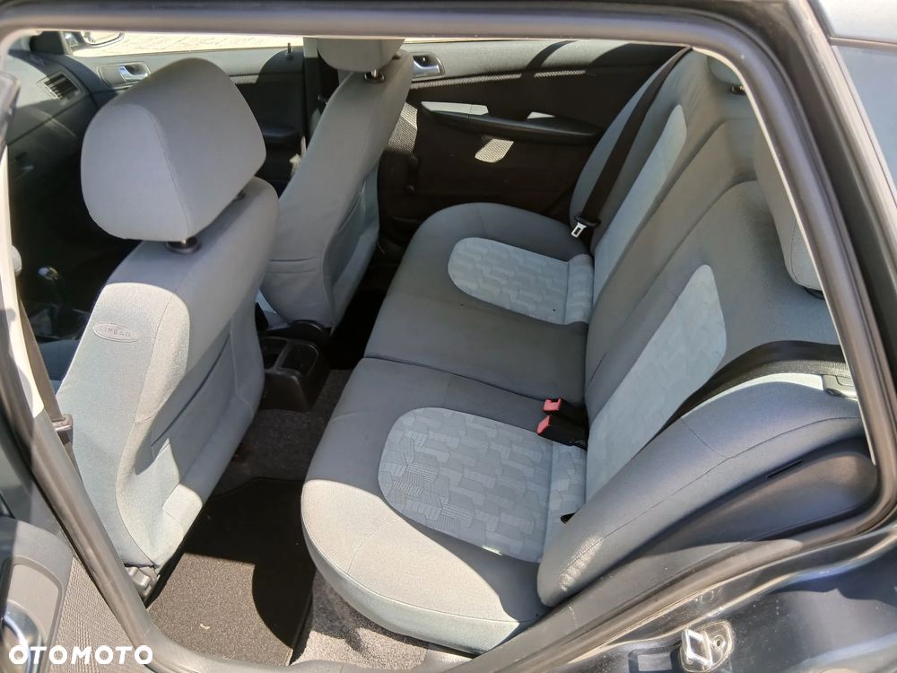 Skoda Fabia 1.4 16V Combi Elegance - 12