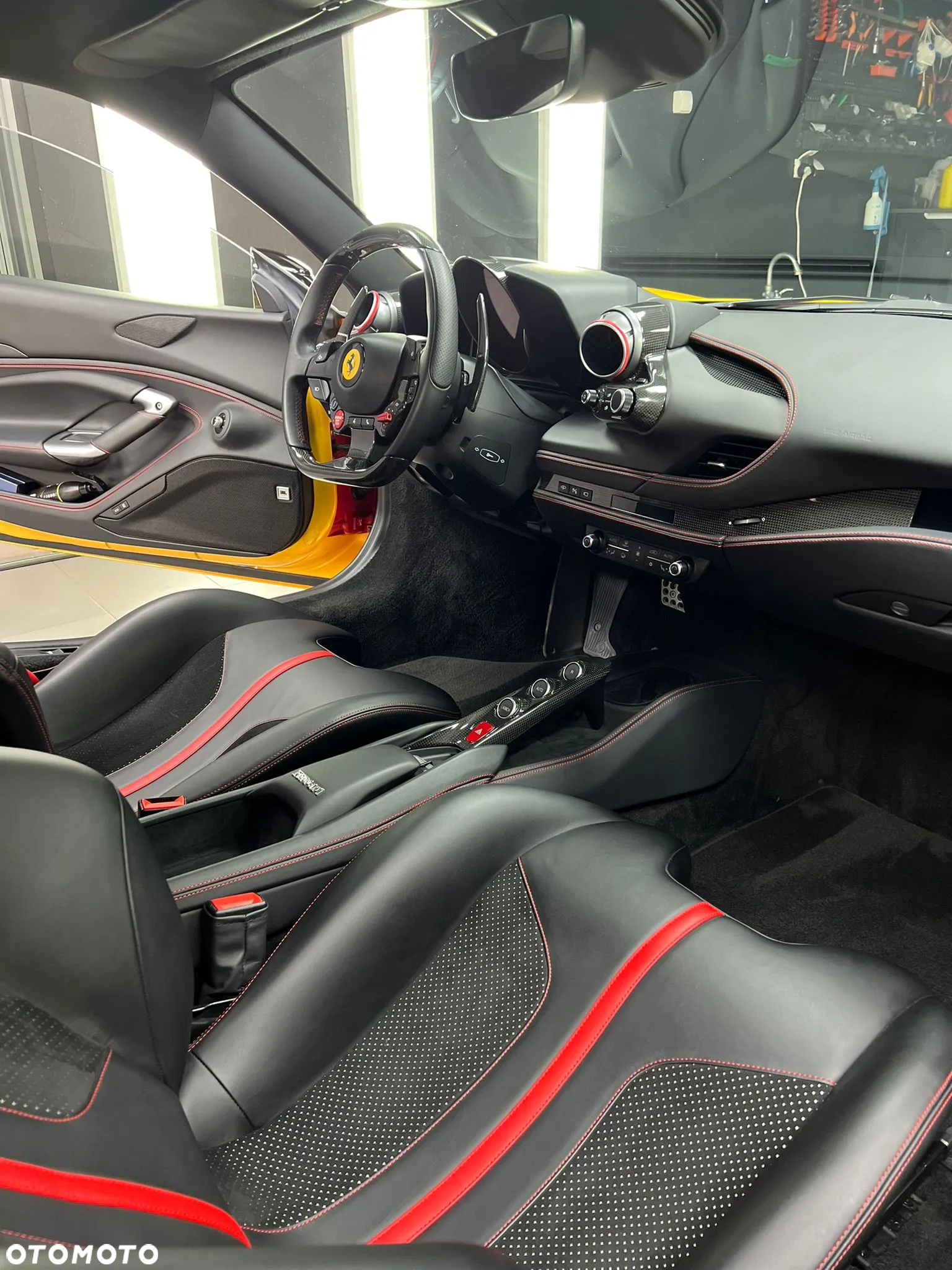 Ferrari F8 Tributo - 8