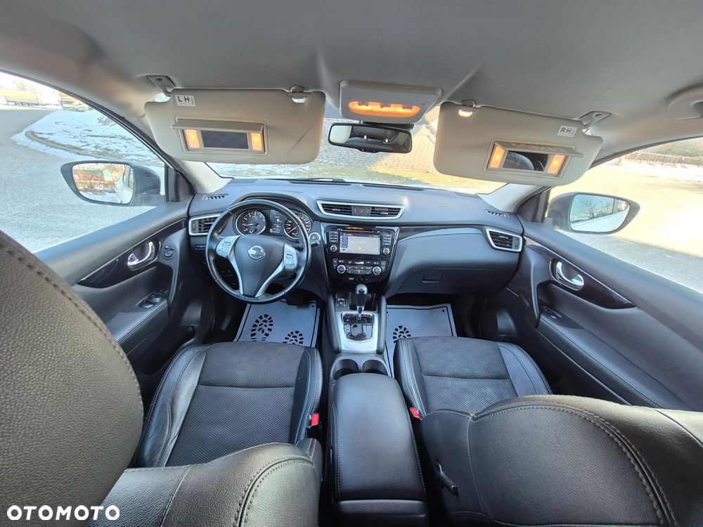 Nissan Qashqai - 25