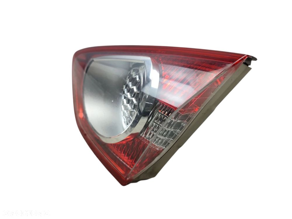 LAMPA PRAWY TYŁ W KLAPE FORD KUGA MK1 (2008-2010) 2.0 TDCI 136KM 8V41-13A602-AD - 5