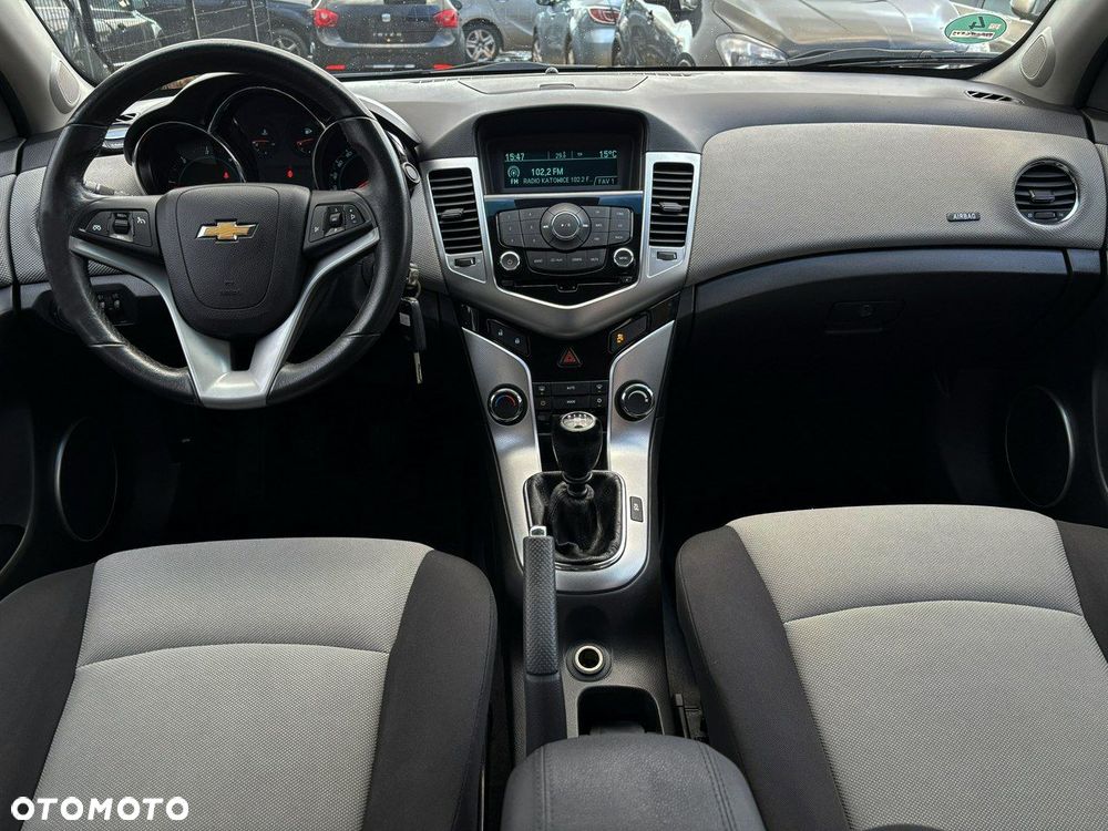 Chevrolet Cruze 2.0 D LT+ - 25