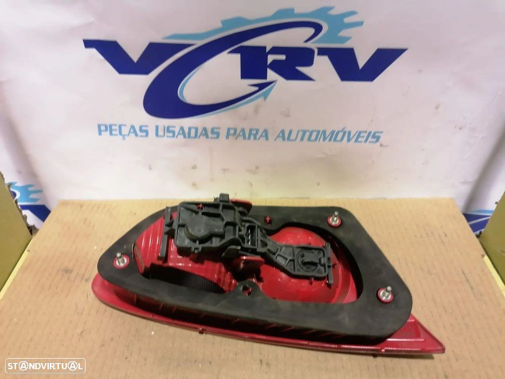 Farolim traseiro direito Seat Leon 1P mala (2009-2012) - 2