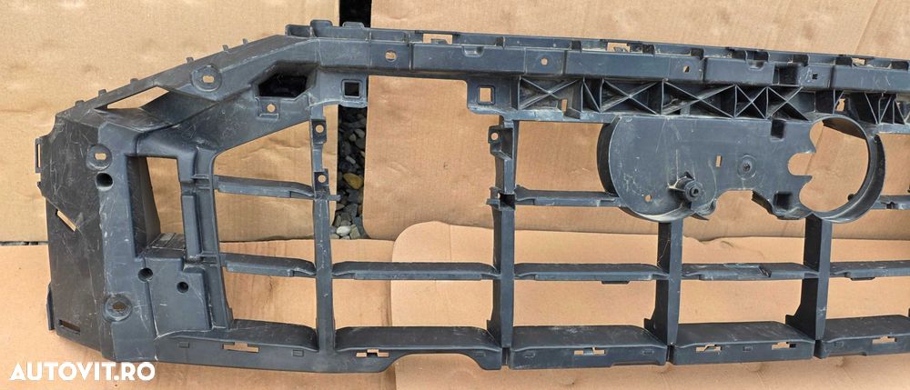 Suport grila radiator Audi Q8 4M8 S-Line 2018 2019 / 2020 / 2021 2022 - 2