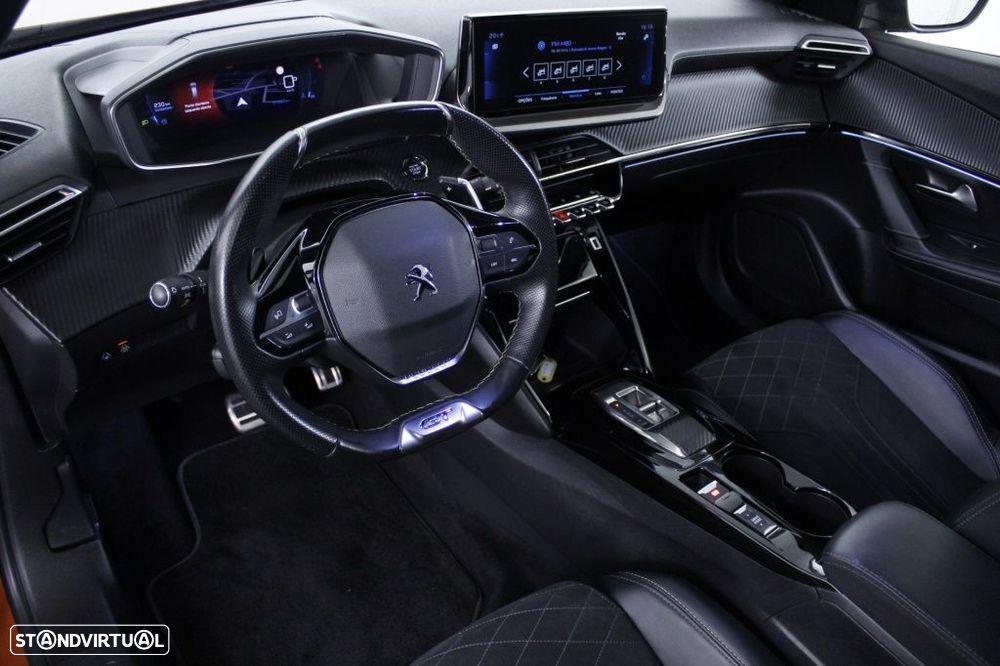 Peugeot 2008 1.5 BlueHDi GT Line EAT8 - 33