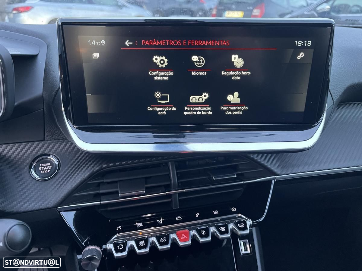 Peugeot 2008 1.2 PureTech Allure Pack EAT8 - 14