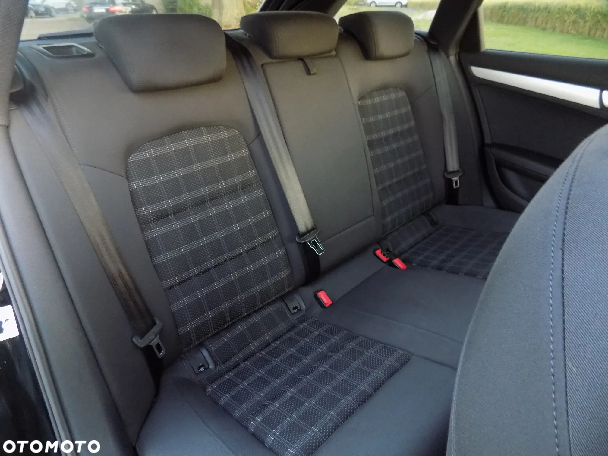 Audi A4 Avant 2.0 TDI DPF multitronic Ambition - 31