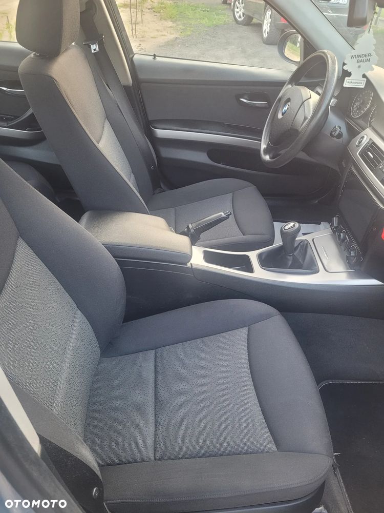 BMW Seria 3 - 19