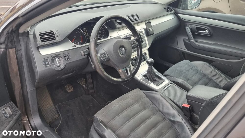 Volkswagen Passat CC 2.0 TDI BlueMotion Technology - 32