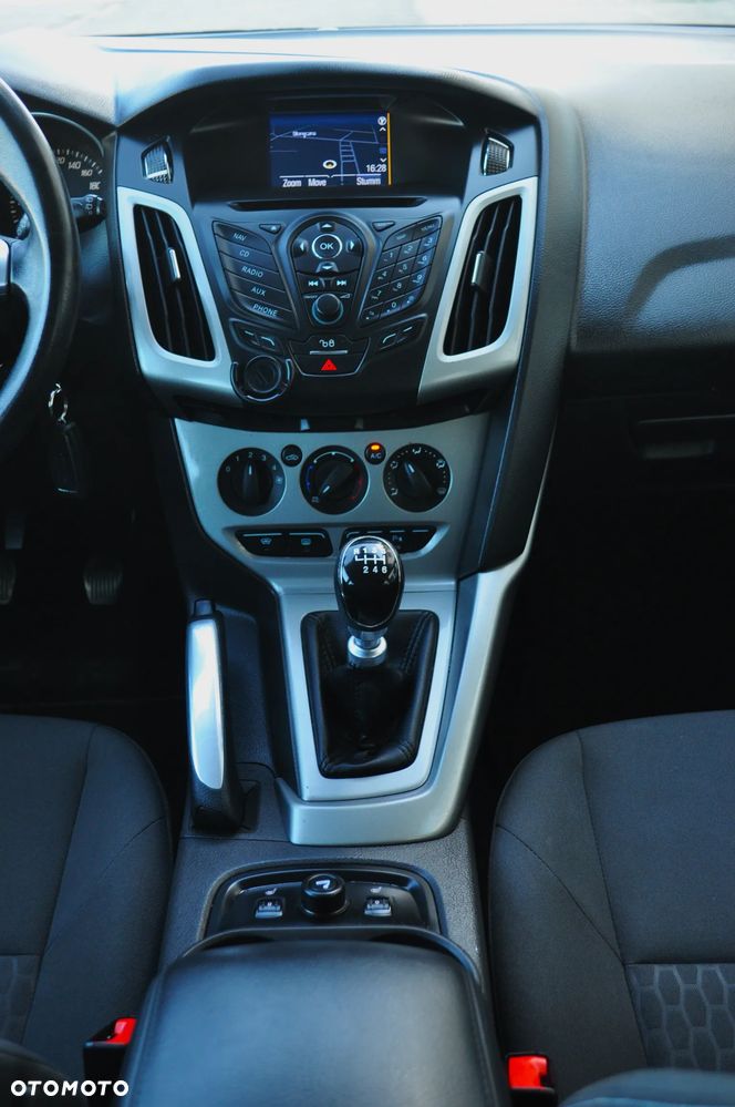 Ford Focus 1.0 EcoBoost Start-Stopp-System Champions Edition - 16