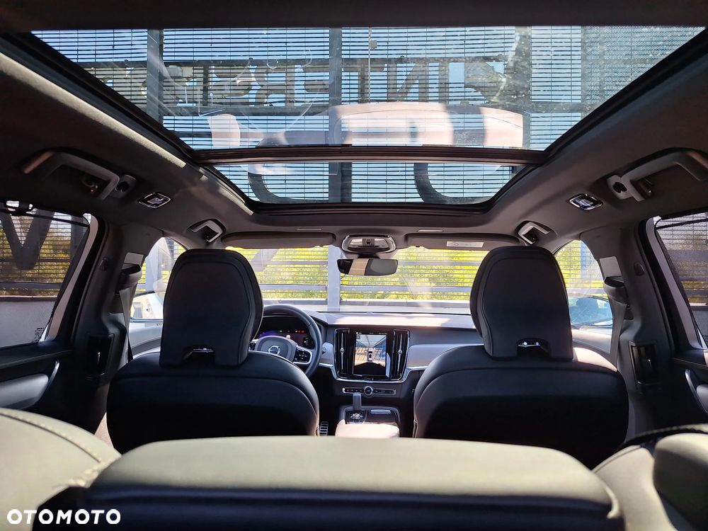 Volvo V90 T8 AWD Plug-In Hybrid R-Design - 14