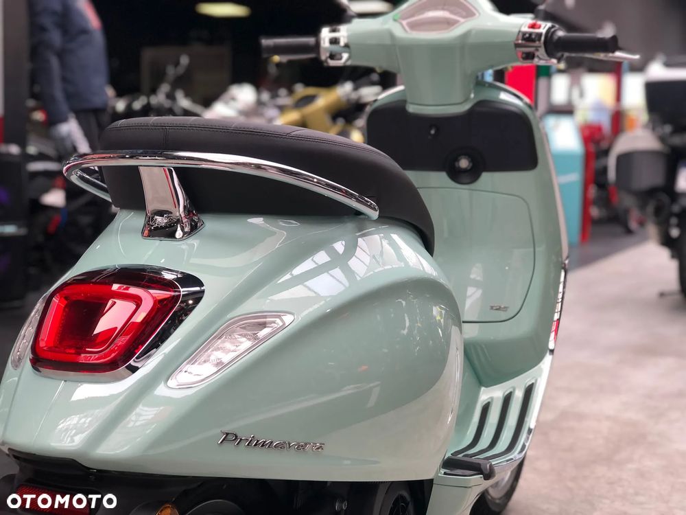 Vespa Primavera - 10