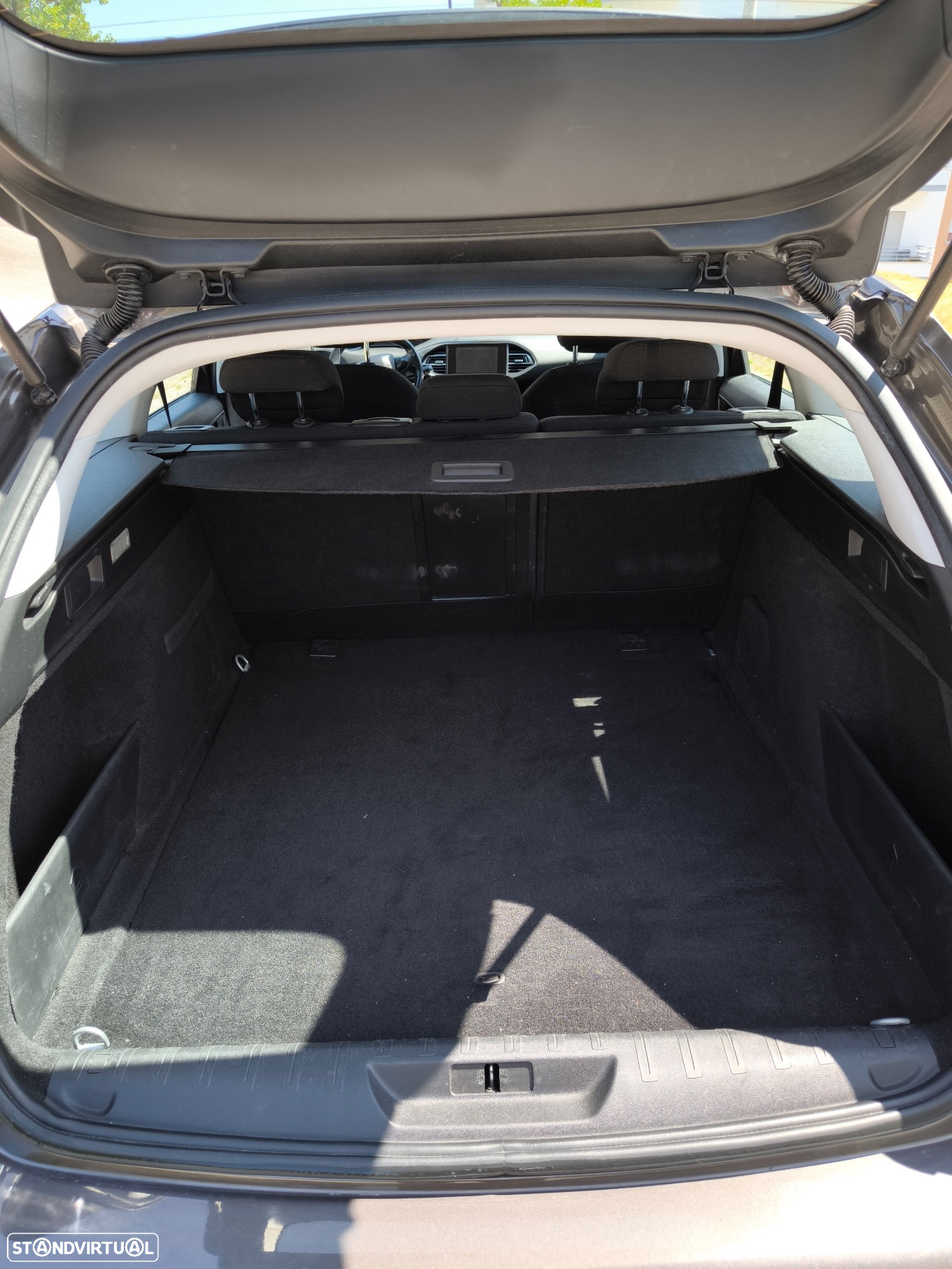 Peugeot 308 SW - 8