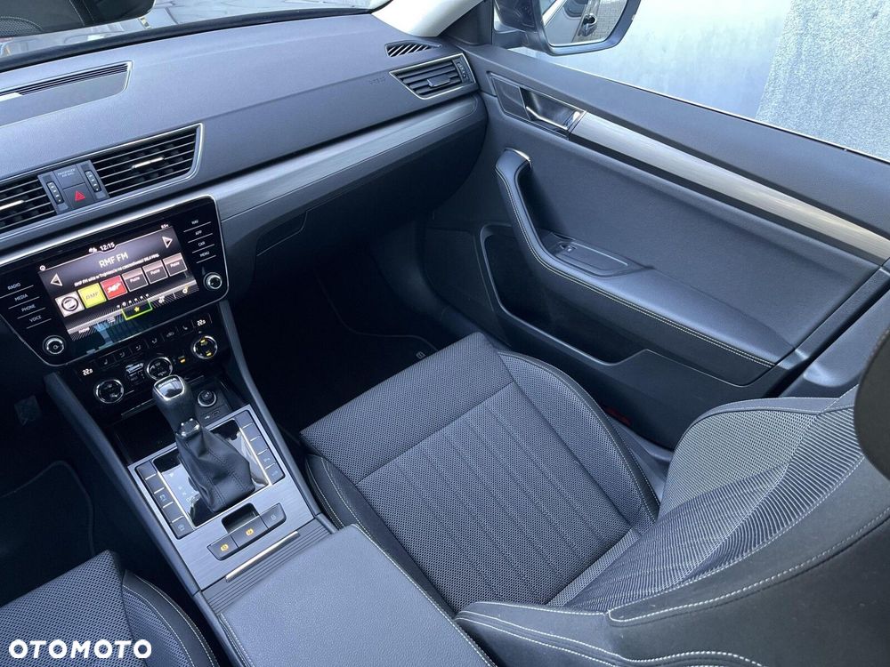 Skoda Superb 2.0 TSI Style DSG - 23