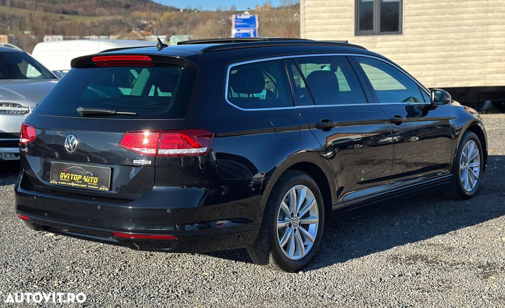 Volkswagen Passat - 4