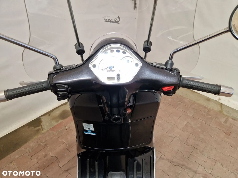 Piaggio Vespa - 27