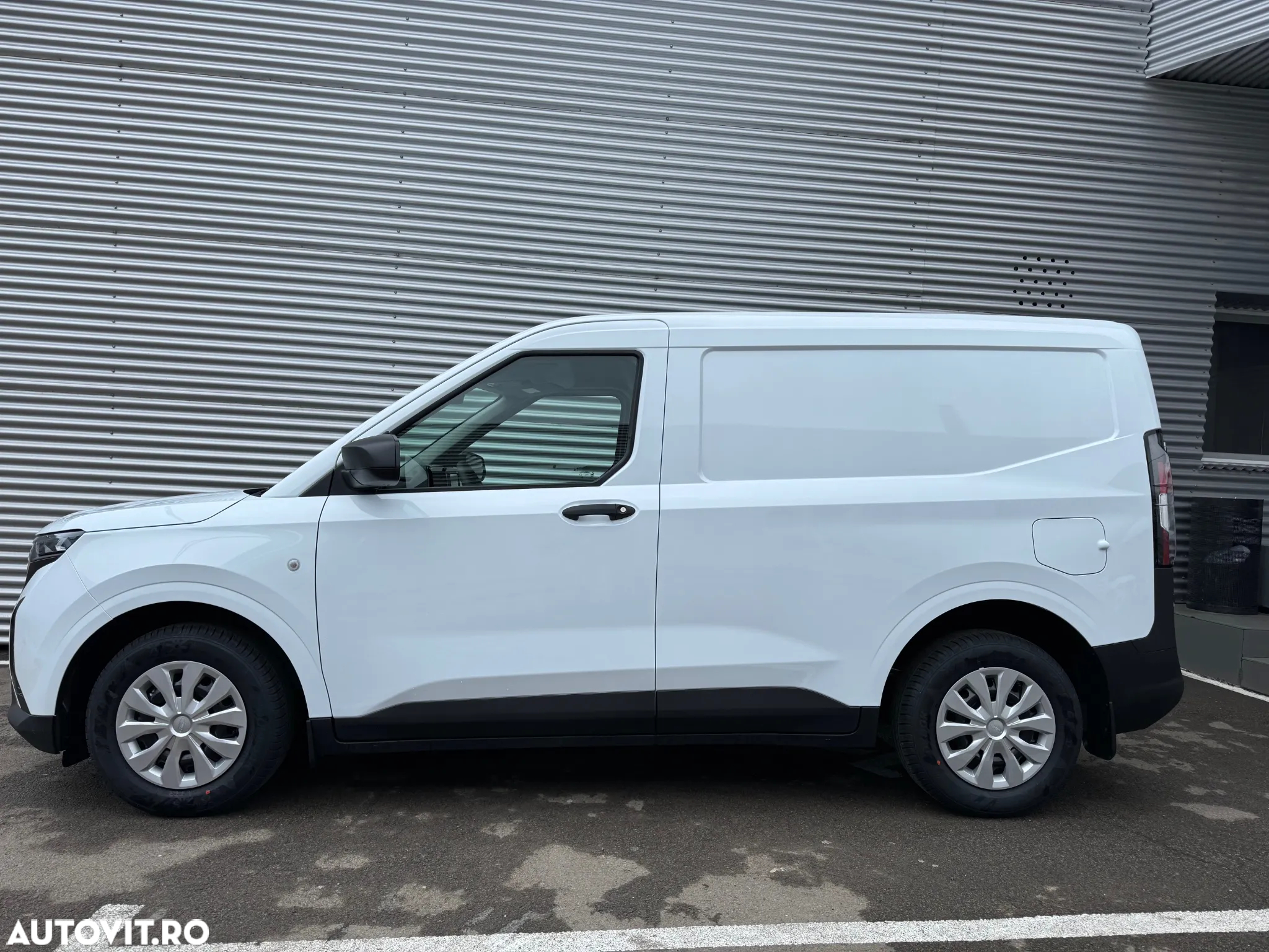 Ford Courier - 2