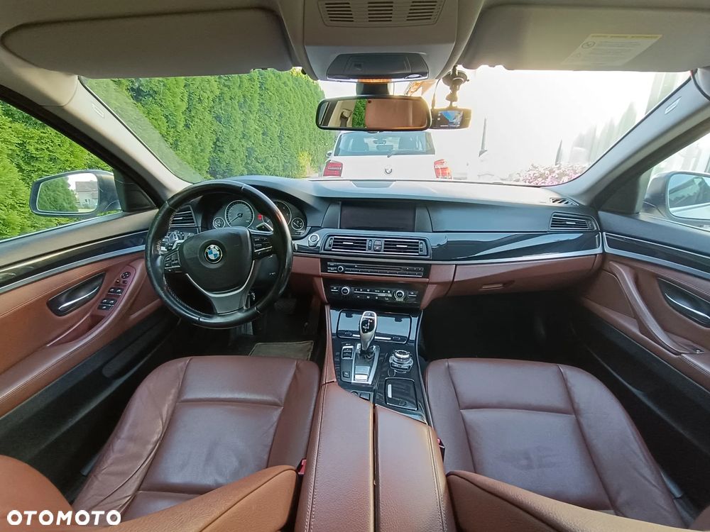 BMW Seria 5 520d - 5