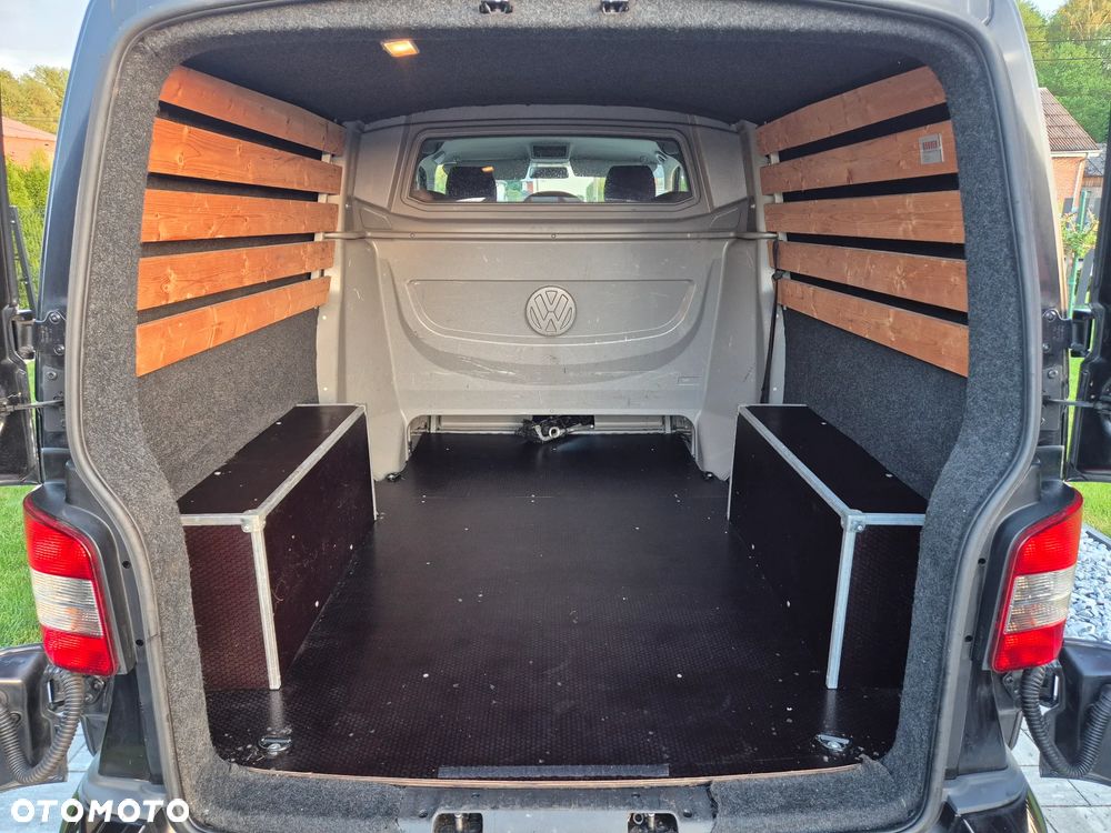 Volkswagen Transporter - 21